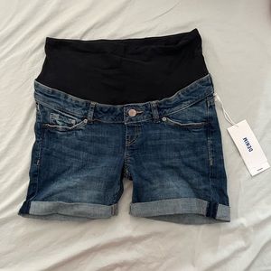 Maternity shorts